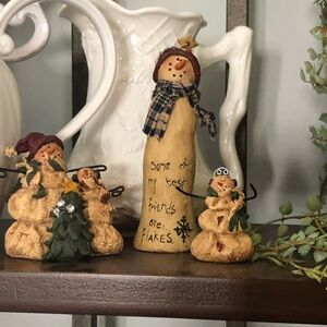 Festive Snowman Figurine Set - Tan and Green